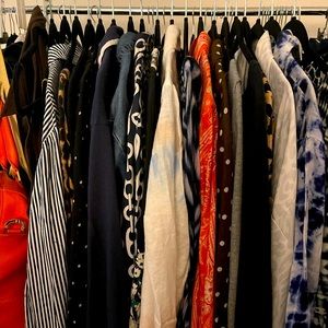 Bundle fun! Get 20 outfits with assorted name brands! Less than $5 each!